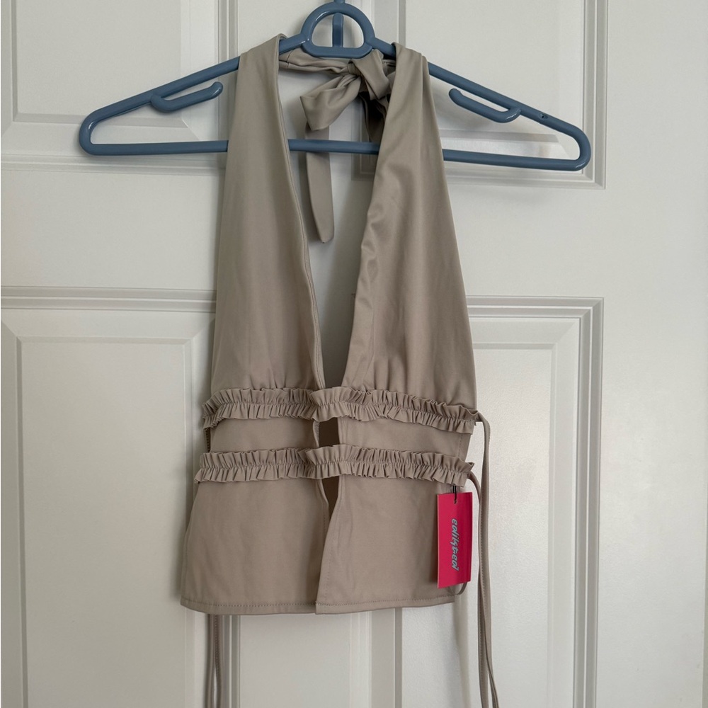 NWT Edikted Open Back Halter Going Out Top